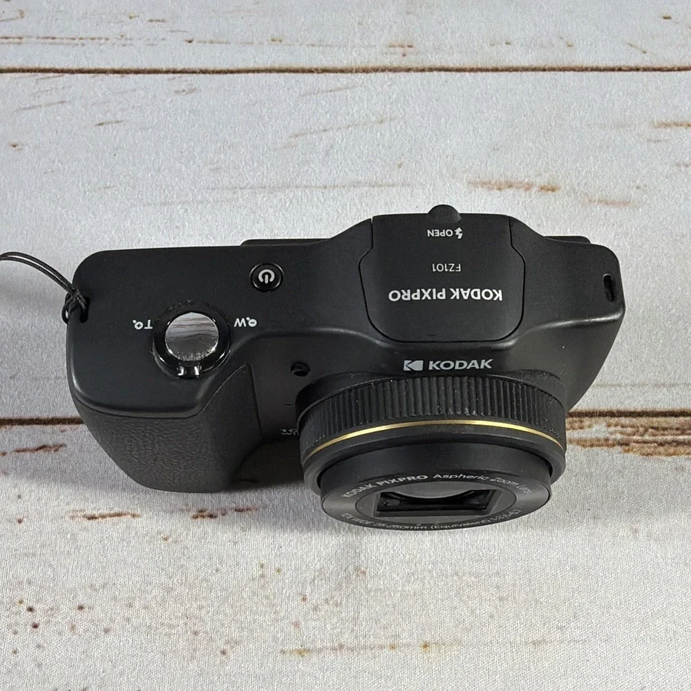 Kodak Pixpro FZ101 Digital Camera 16MP Compact 10 x Optical Zoom Tested